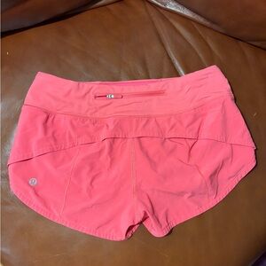 Lululemon speed up shorts low rise 2.5 size 4